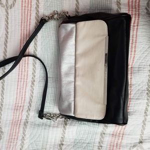 Steve madden crossbody purse blk silver and white
